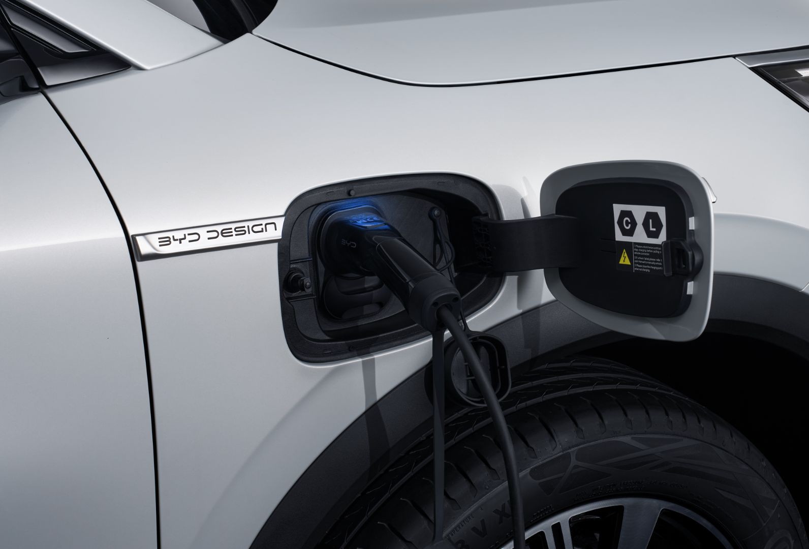 ATTO 3 - Charging Port / Detail